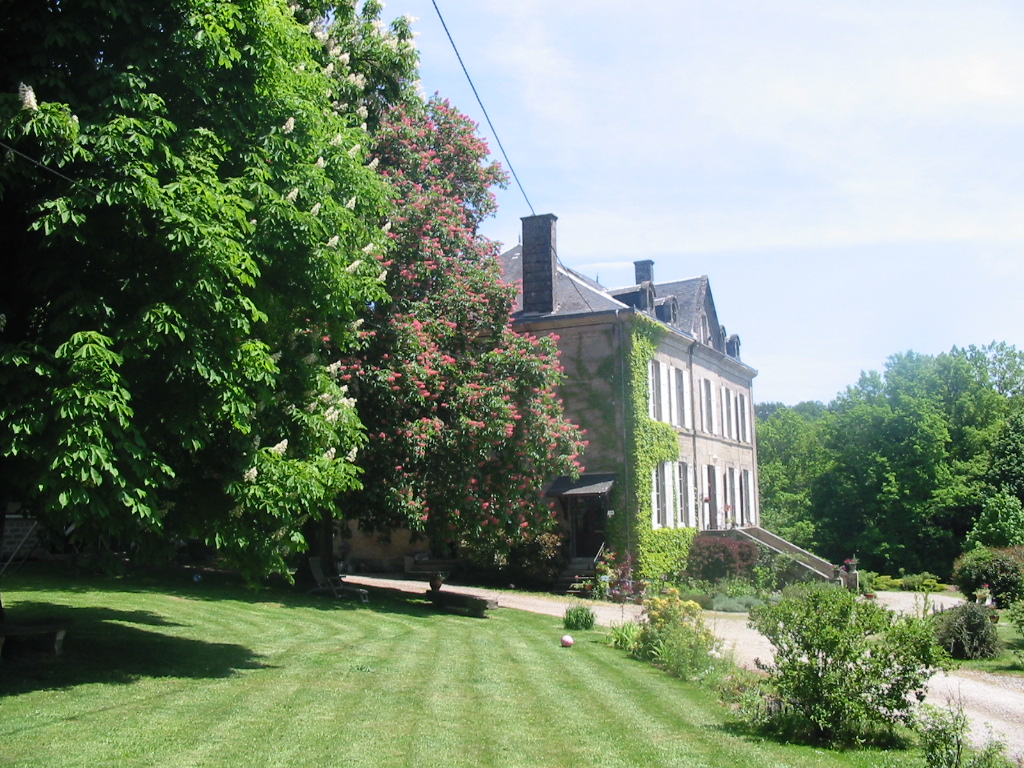 Chambres et table d’hôtes Château de La Villeneuve en Haute Vienne